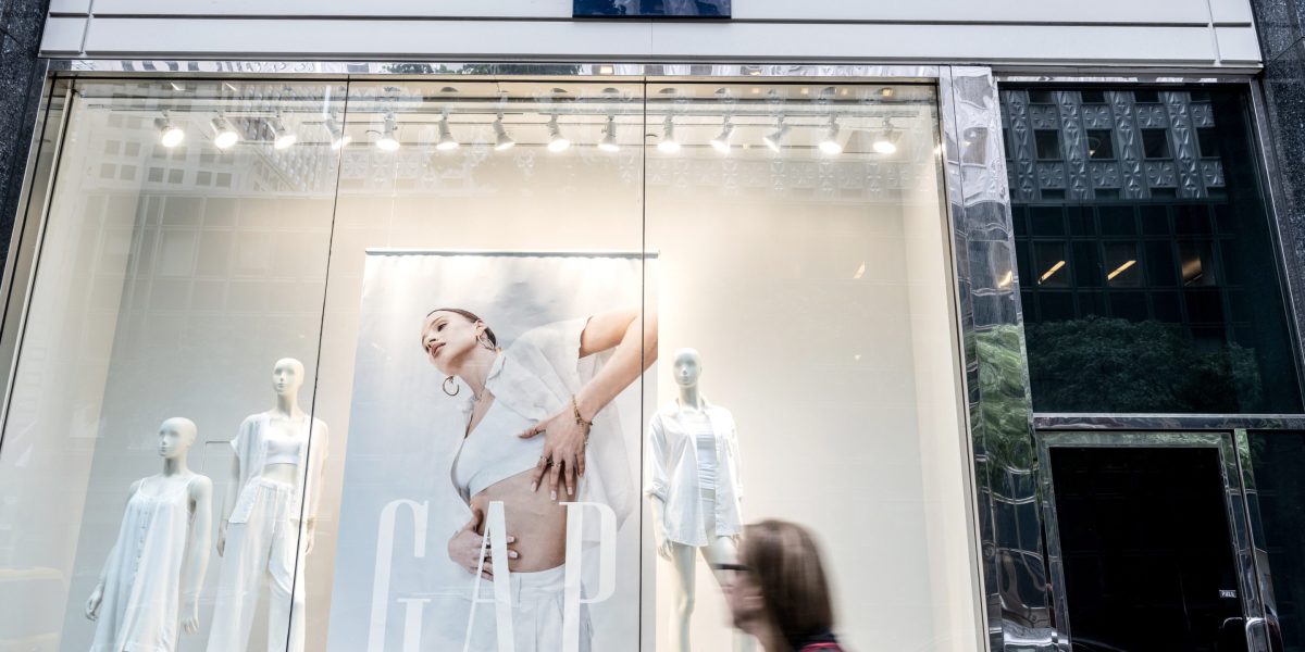 Gap will increase policy to return to office with five days’ goals by fall