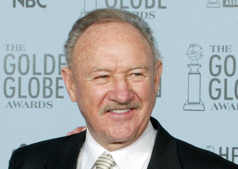 Actor Jean Hackman and his wife found dead at home with a dog
