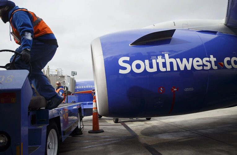 Southwest Airlines ends its free bag policy: how changes affect careers