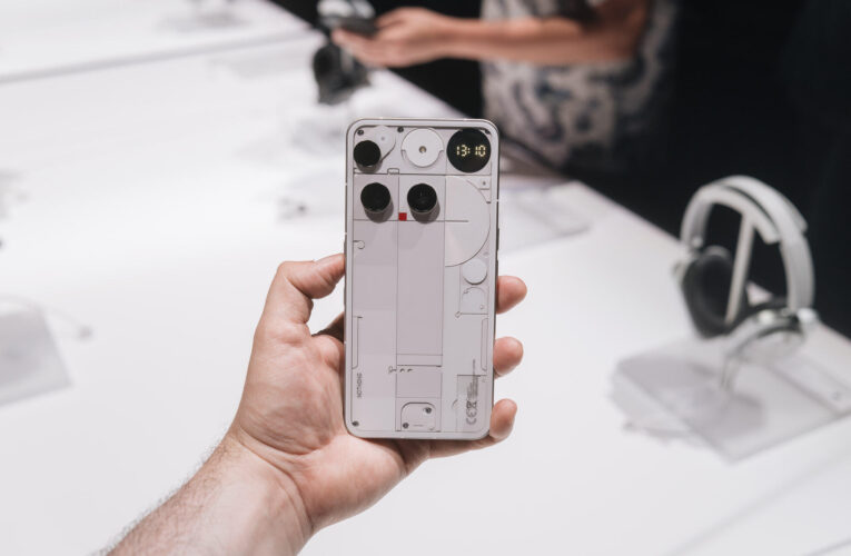 I love the look of the Nothing Phone 3